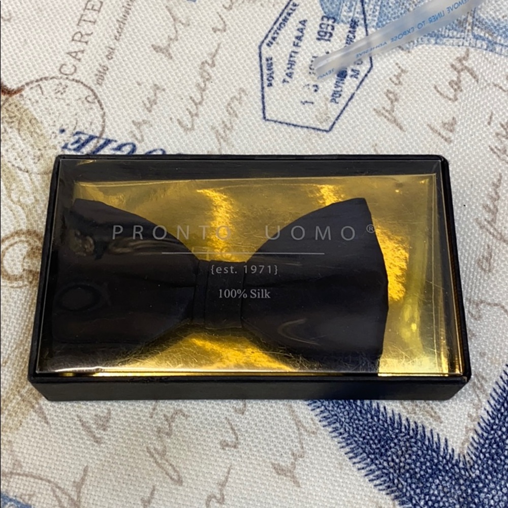 100% Silk Men’s Adjustable Bow Tie - Picture 2 of 6